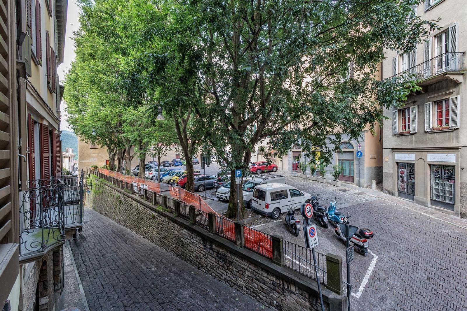 Dimora Citta Alta Apartment Bergamo Luaran gambar